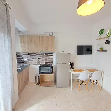 アパート Mitende