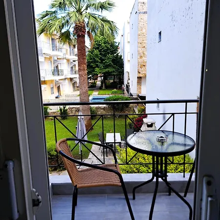 Mitende アパート *